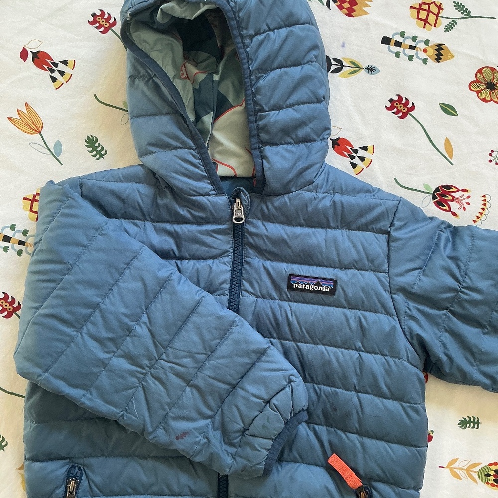 Patagonia down sweater reversible jacket size 4T